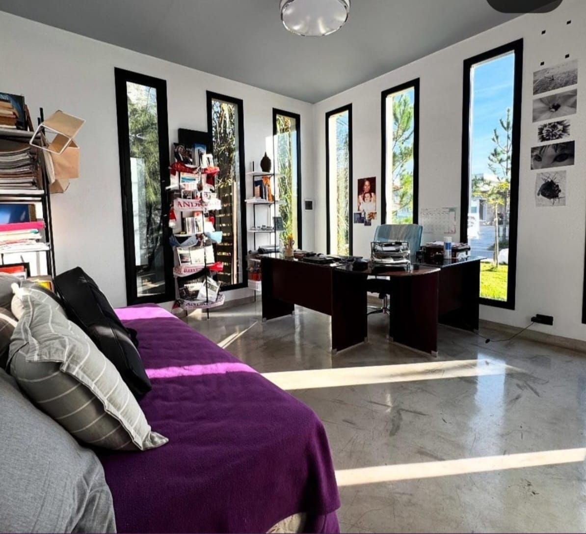 Imagen de la propiedad CASA EN VENTA VANGUARDISTA CON PISCINA